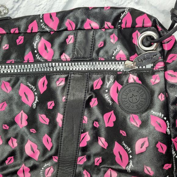 Fergie Kipling Vicious Lips Collection Messenger Bag Convertible Straps - Picture 7 of 8